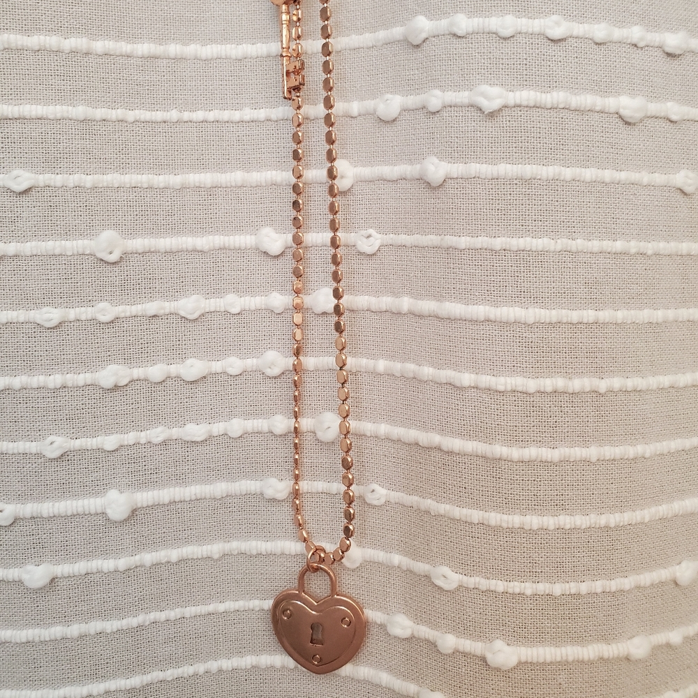 Cabi necklace